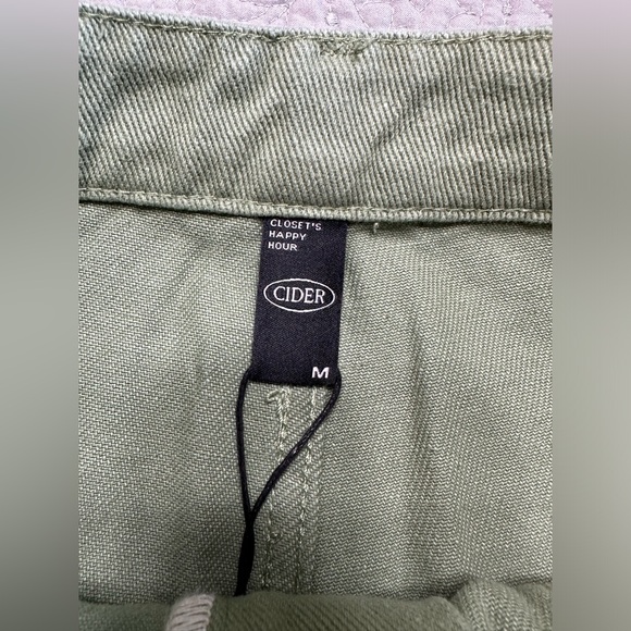 Cider Womens Green Wide Leg Cargo Jeans NWT Size Medium - Picture 5 of 11